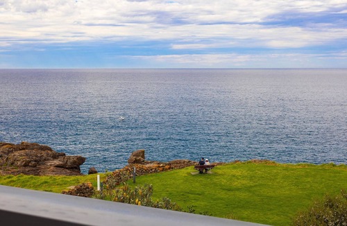 Kiama Heights House | SkyTerrace - Brand New Seaside Retreat with Breathtaking Views!