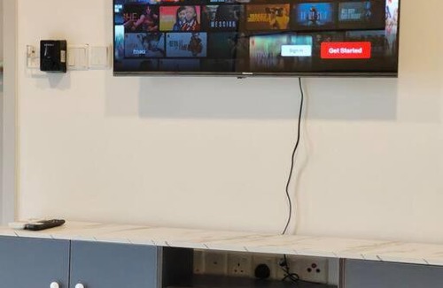 Bukit Indah Apartment | Skytree A0802-(1) Netflix Aeon ByStay