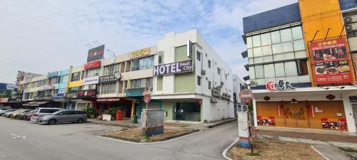 Klang Hotel | Small City Hotel