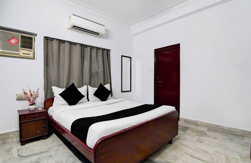 Sector II Hotel | Smart stay by- Brill rooms