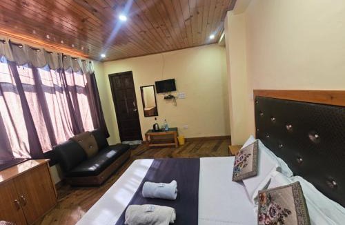 Dalhousie House | Smarthill Deodar Echoes