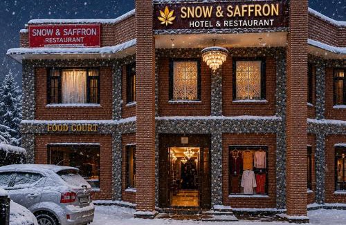 Srinagar Hotel | Snow and Saffron Hotel & Restaurant