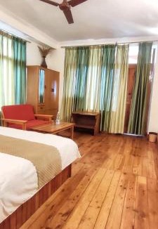 Naggar Hotel | Soham's Chateau De Naggar - Manali