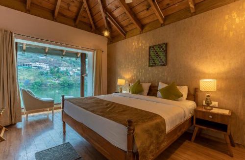 Bhimtal Hotel | Sojourn By The Lake, Bhimtal