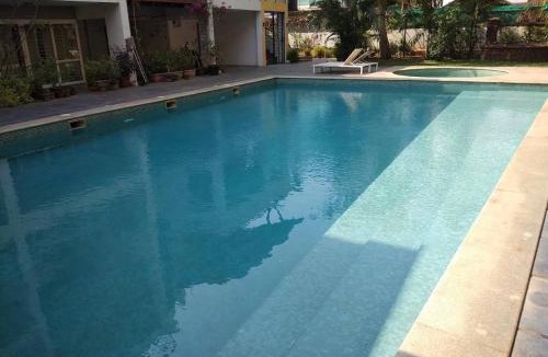 Nerul House | Solaris 3BHK Penthouse with 3 Terrace, Pool & Gym