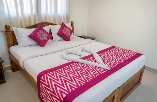 Candolim Hotel | Sonikas Holiday Homes (Studio)