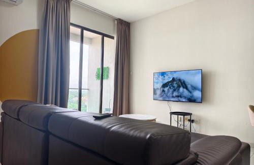 Sungai Buloh Apartment | sp13a 55inch tv Netflix 6pax 2park kelab Rahman putra Sungai buloh