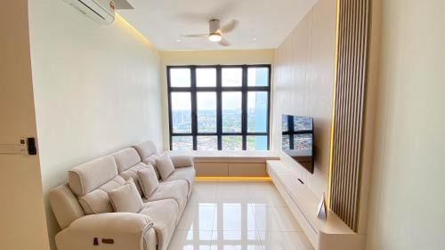 Taman Century Apartment | Space Residency By Antlerzone