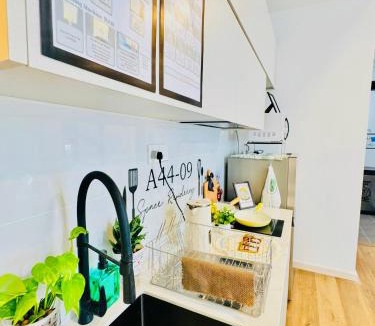 Taman Century Apartment | SPACE Residency near KSL mall by LuminaStar
