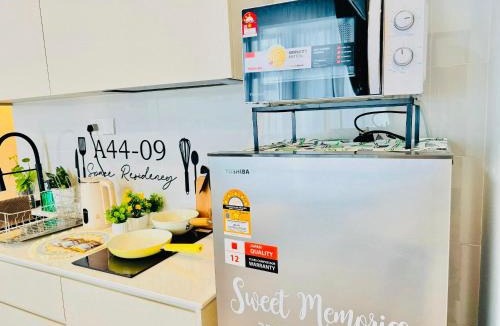Taman Century Apartment | SPACE Residency near KSL mall by LuminaStar