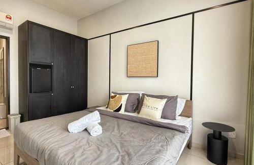 Taman Century Hotel | Space Residency Studio KSL Mall JB City
