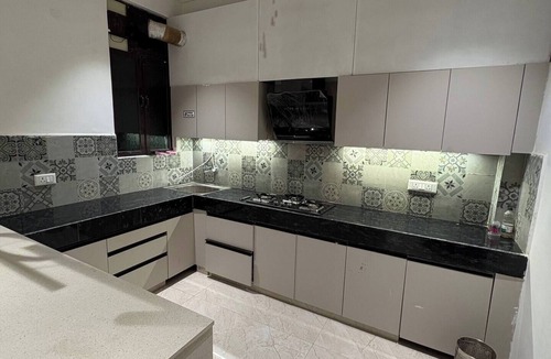 Allahabad Condo | Spacious 2BHK-AC -TV- Balcony with Kitchen