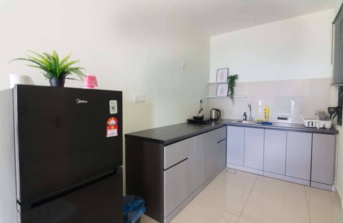 Malacca City Apartment | Spacious 2BR Stay, 5 Mins from Jonker St