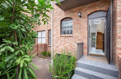 Balmain House | Spacious 3-Bed Townhouse in Stylish Balmain