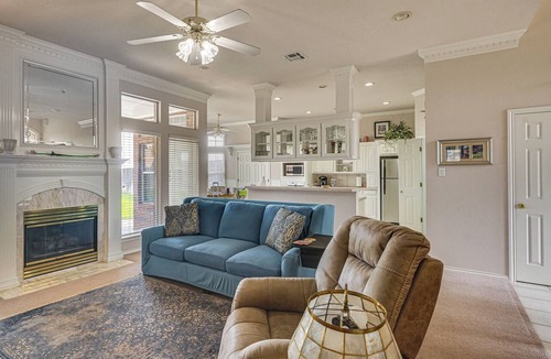 Odessa House | Spacious Backyard & Patio! Family Haven in Odessa