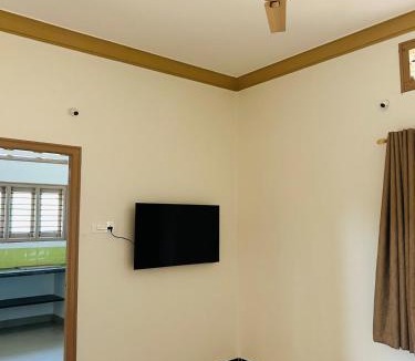 Hubli House | Spacious Family Home near Airport road Hubli