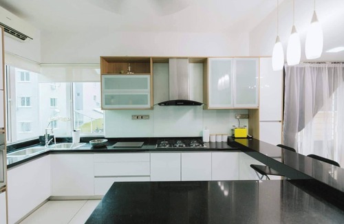 Taman Melawati House | Spacious Luxury 6BR Home in Kemensah, KL