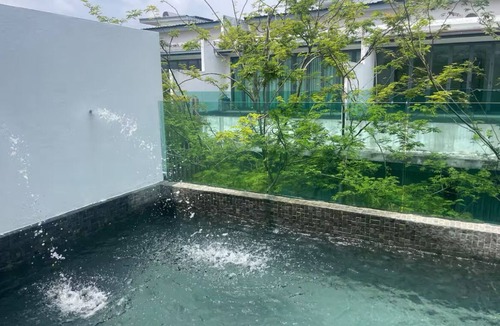 Kampung Pulau Meranti Villa | Spacious, Luxury and Affordable Private Pool Villa in Cyberjaya