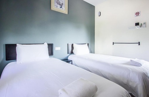 Benggali House | Spacious Newly Plumeria - 2BedRooms in share house