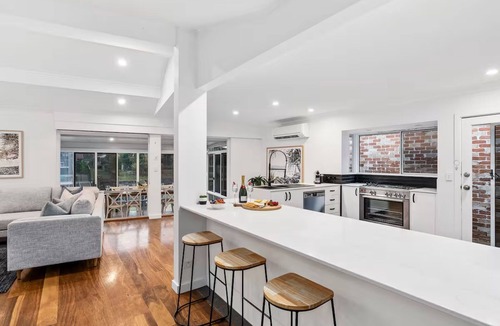 Palm Beach House | Spacious Palm Beach Home near Creek, Beach & Cafés