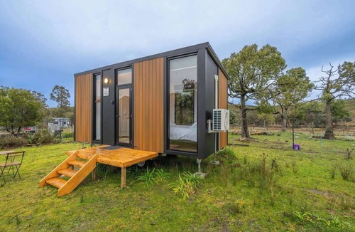 Windeyer House | Sparkling Tiny House by Tiny Away