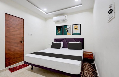 Bilaspur Hotel | SPOT ON Hotel Lavish Inn