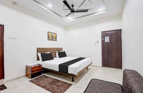 Bilaspur Hotel | SPOT ON Hotel Lavish Inn
