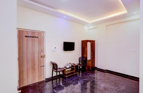 Narasapura Hotel | SPOT ON Sri Chowdeshwari Residency