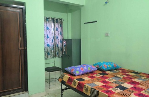 Electronics City Hotel | SPOT ON SRI VARU HOTEL & LODGING