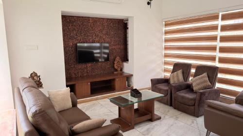 Kochi Villa | Springfield