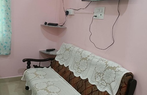 Tirupati Apartment | SREENIVASA HOME STAY