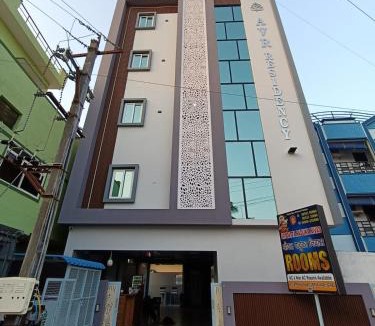Pithapuram Hotel | Sri Datta Paduka Nivas