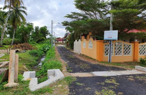 Kampung Gong Datok House | SRI IMAN HOMESTAY KUALA TERENGGANU