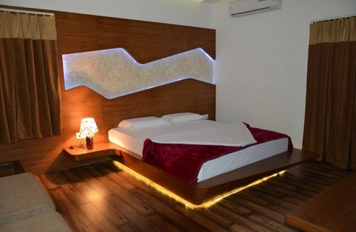 Gondia Hotel | Sri Shivam Hotel