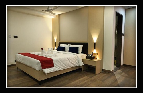 Khammam Hotel | Sri Sri Sri Excellency