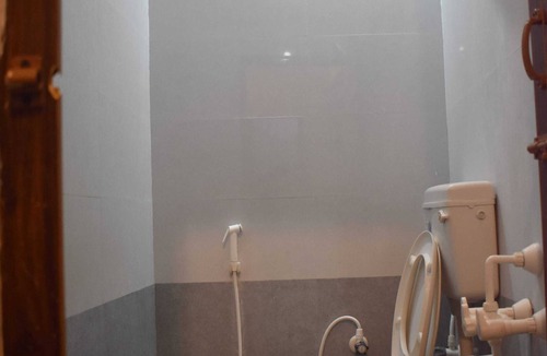 Tiruvannamalai Hotel | Sri Thirumalaivasa Guest House