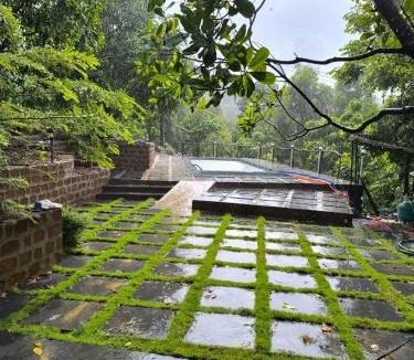 Valpoy Bed & Breakfast | Srushti farm
