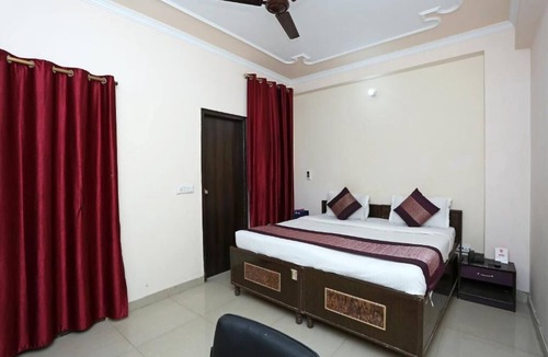 Mahipalpur Hotel | Standard Single Room 2 - Hotel Ramida Suites At Delhi Airport