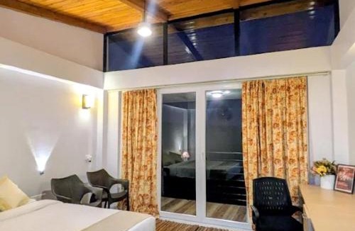 Laitmawsiang House | Stay At Cottages