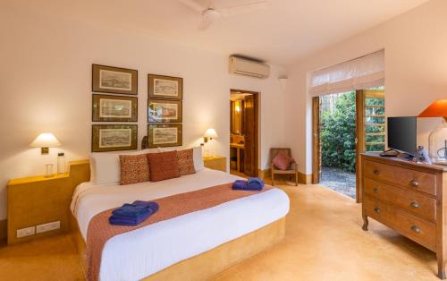 Nerul Villa | Staymaster Ashvini 2BR Jet & Swimming Pools & Spa