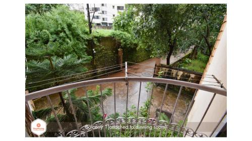 Hampankatta Apartment | StayMazing KMC Abode- 2BHK AC Serviced Apt-City Centre-5 Mins to Central Railway Station