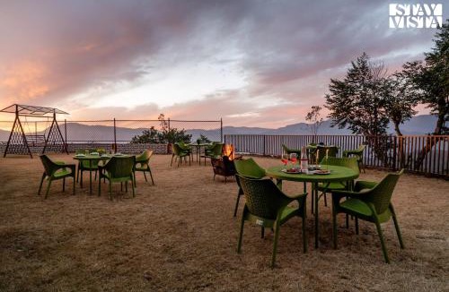 Lansdowne Hotel | StayVista at Hill Top Heaven with BBQ & Bonfire