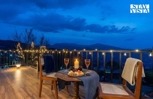 Kumharsain Villa | StayVista at Thanedhar Estate with Bonfire