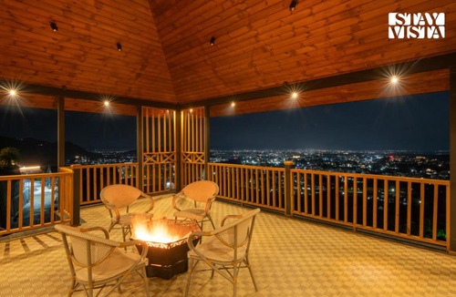 Bullawala Villa | StayVista at Villa Dewa with BBQ, Bonfire