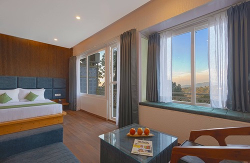 Lansdowne Hotel | Sterling Valley of Pine Lansdowne