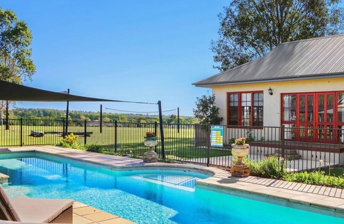 Nulkaba House | Stonegate Estate - Elegant Homestead