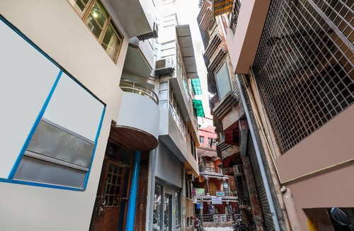 Hauz Khas Apartment | Studio 37 with Juliet balcony