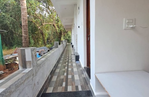 Arambol Apartment | Studio Arambol Hideaway R4 by Mukund Sadan Arambol