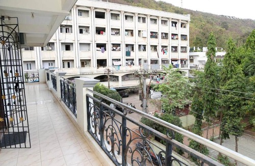 MVP Colony House | Stunning 10BHK Private Villa | Kailasagiri & Beach