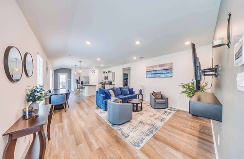 Spring House | Stunning Modern beautiful home!